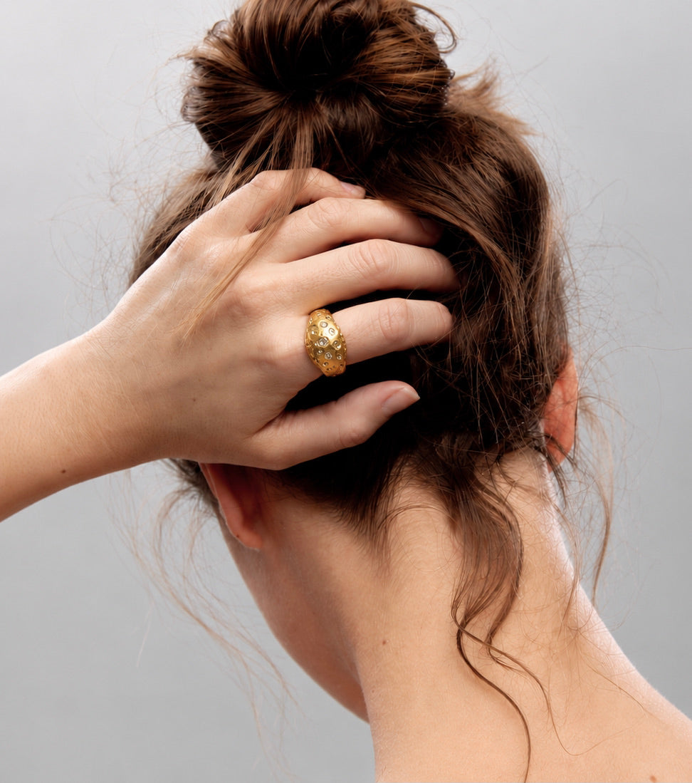Thalassa Sapphire Ring