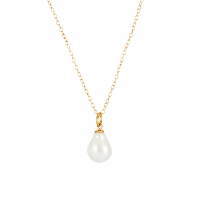 Deborah-Blyth-pearl-necklace