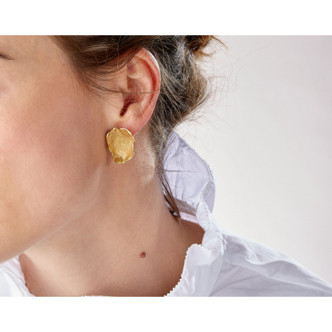 deborah-blyth-aphros-earrings-scaled